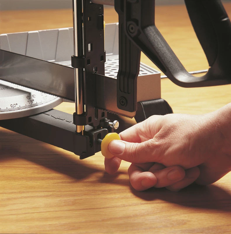 Stanley Scie Et Boîte à Onglet 1-20-800 Boîte à Onglets En Métal Réglable L560mm/B143mm/H95mm 6 Stanley Scie Et Boîte à Onglet 1-20-800 Boîte à Onglets En Métal Réglable L560mm/B143mm/H95mm – Image 4